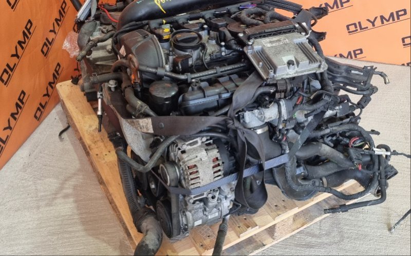 Двигатель AUDI A3 8P CDA