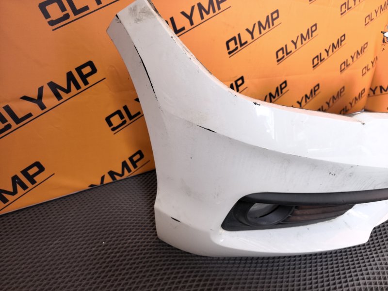 Бампер передний BMW 118 F20 B38B15A