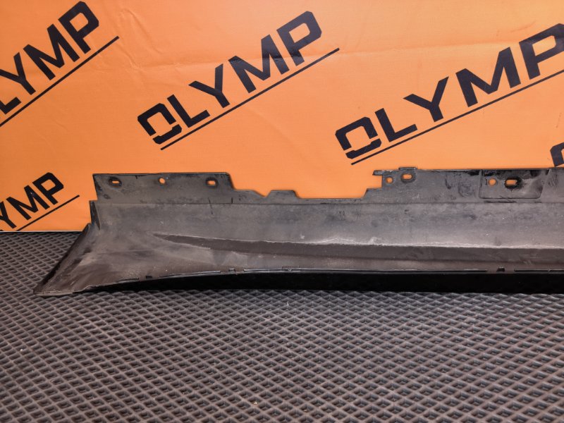 Порог пластиковый M-Tech правый 320d 2012 F30 N47D20C