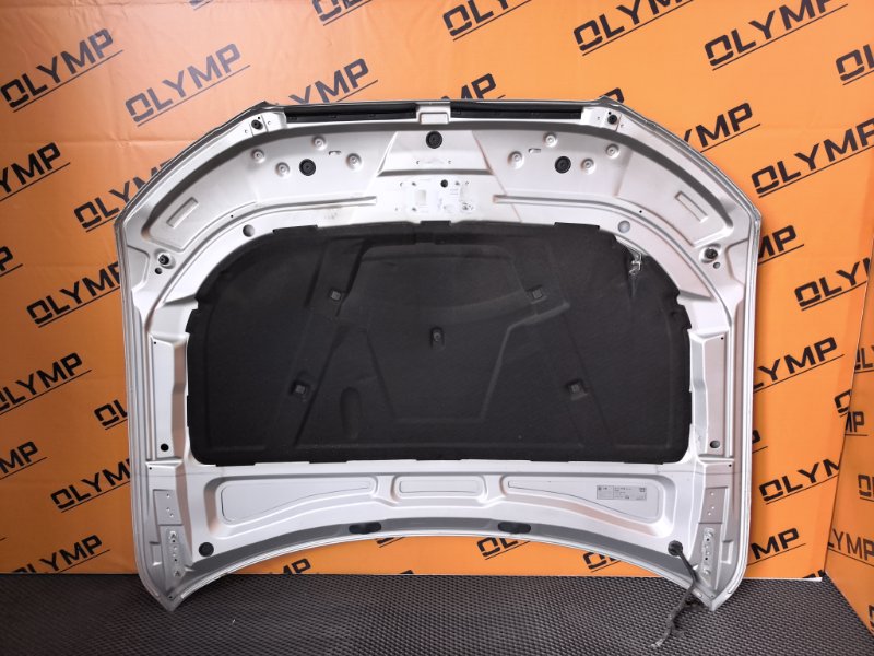 Капот A4 2010 8K CDH Капот A4 2010 8K CDH