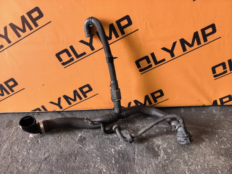 Запчасть патрубок системы охлаждения VOLKSWAGEN TIGUAN 2011 5N CCZ 5N0122101AH контрактная Патрубок системы охлаждения VOLKSWAGEN TIGUAN 2011 5N CCZ 5N0122101AH контрактная