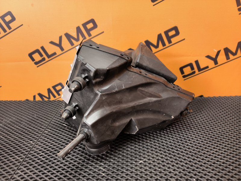 Корпус воздушного фильтра A5 2014 8T CDN Корпус воздушного фильтра A5 2014 8T CDN
