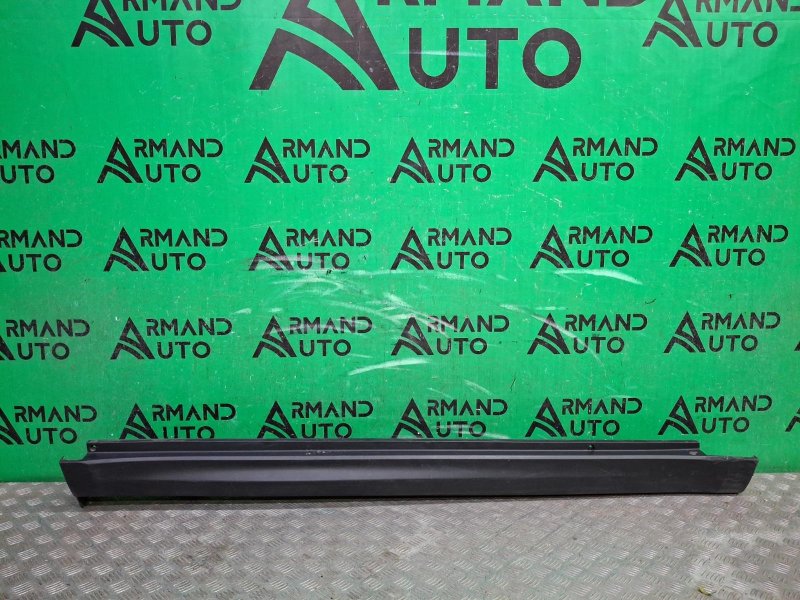 Запчасть накладка порога правая Suzuki Vitara 2014-нв 2 7723054P005PK новая Накладка порога правая Suzuki Vitara 2014-нв 2 7723054P005PK новая