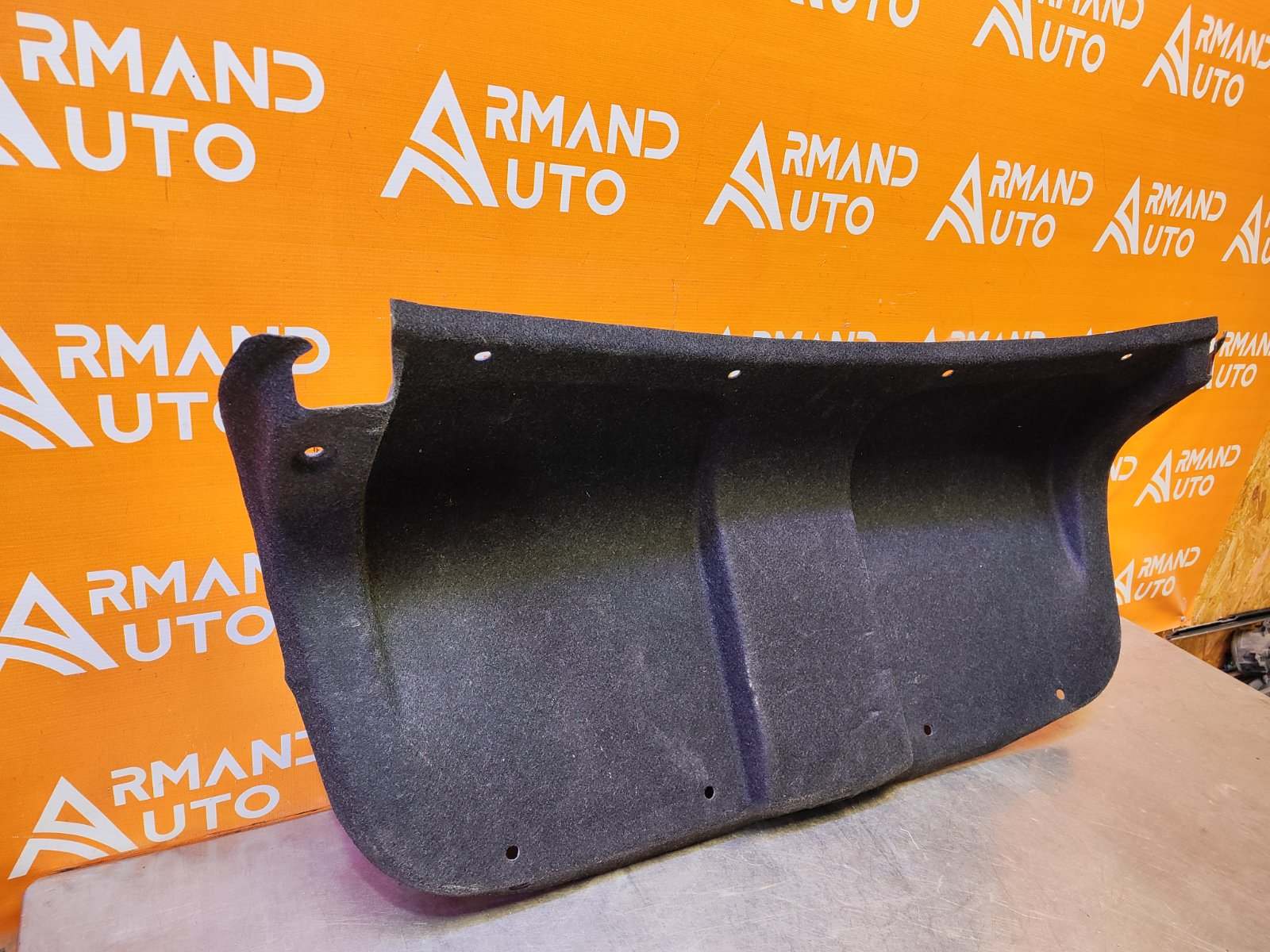 Обшивка крышки багажника i-PRO 2022-2025 1