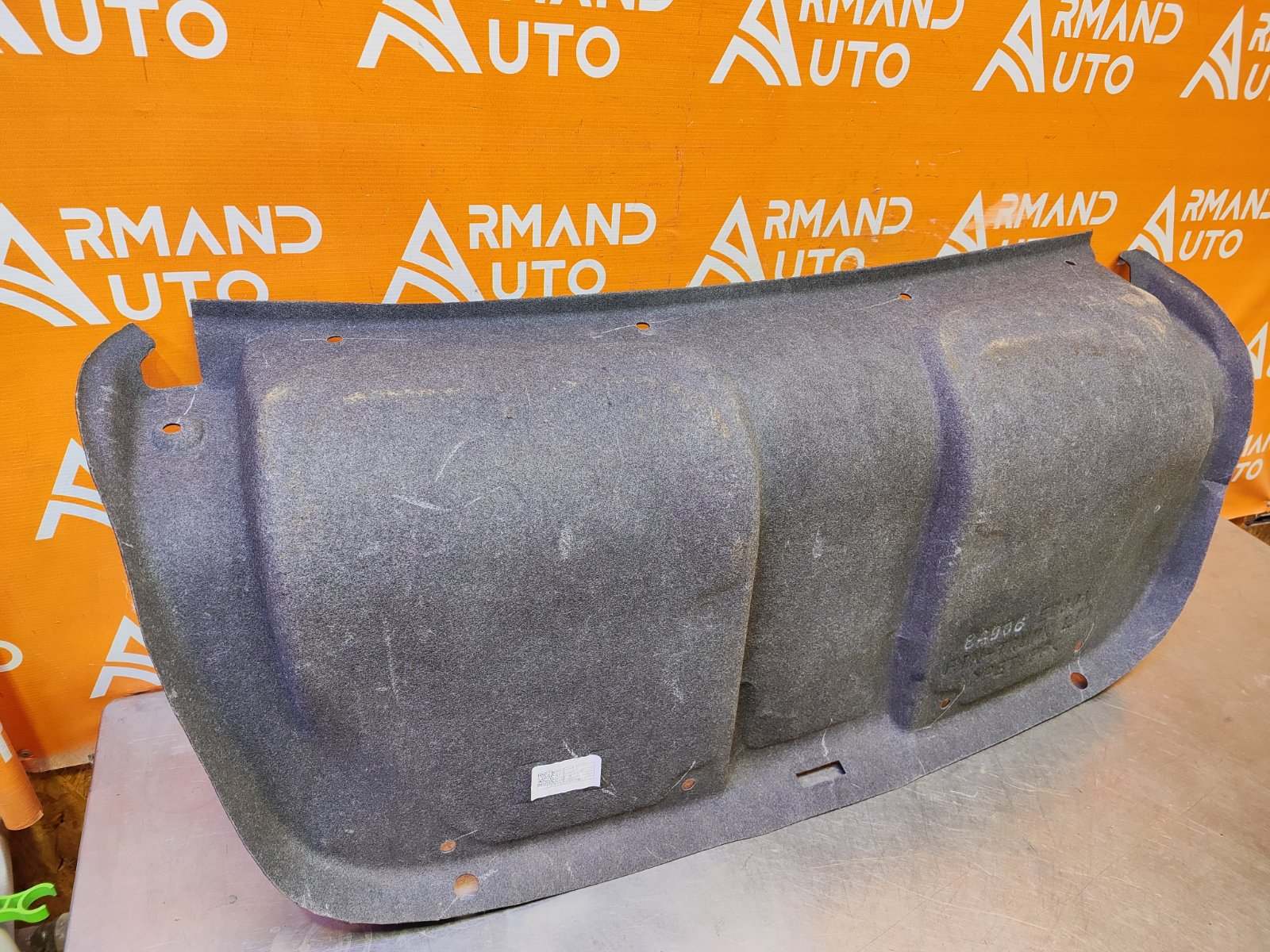 Обшивка крышки багажника i-PRO 2022-2025 1