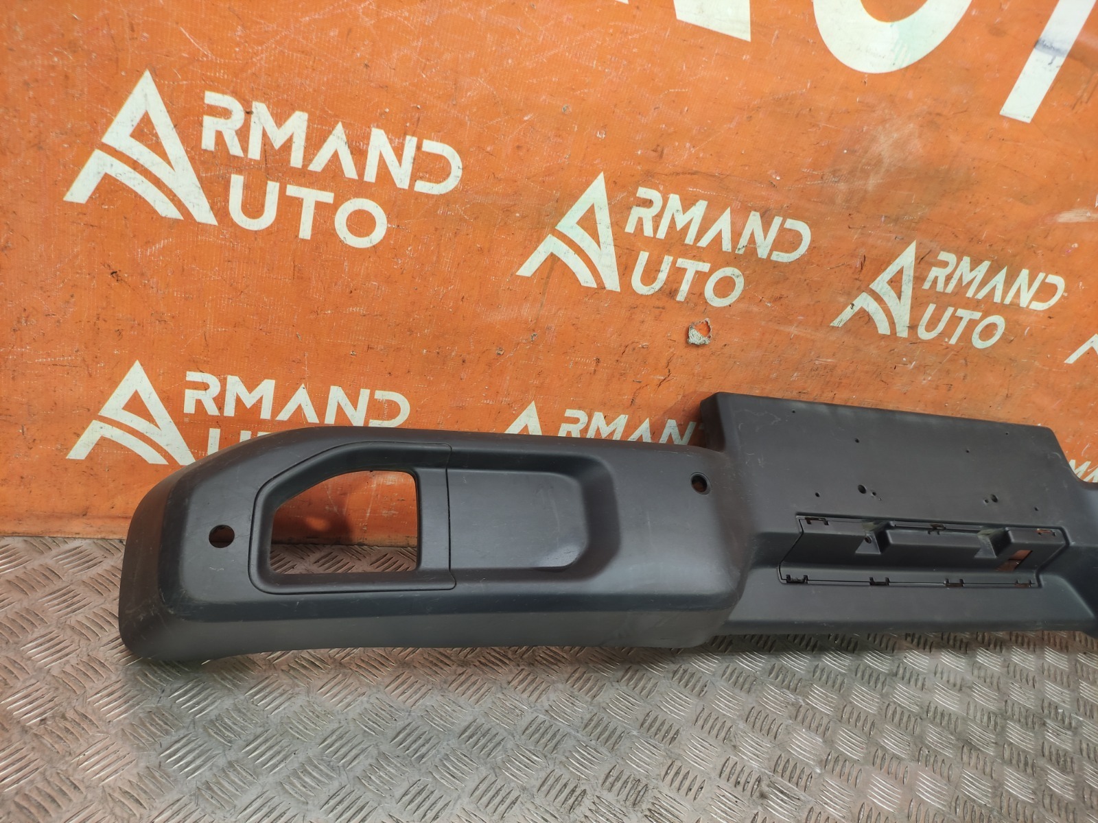 Бампер задний Jeep Wrangler JL Бампер задний Jeep Wrangler JL