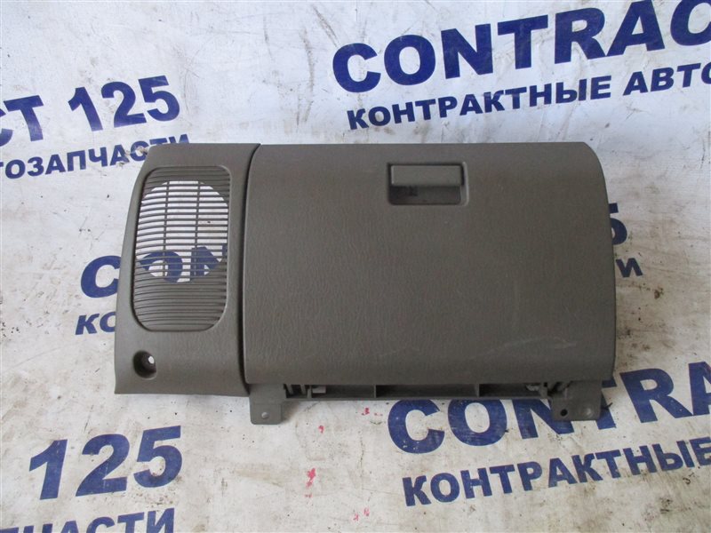 Бардачок пассажирский Mitsubishi Challenger K97W 4M40T 1999 (б/у)