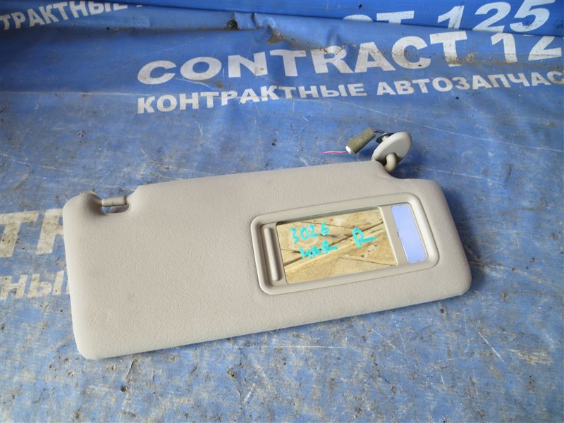 Козырек от солнца Toyota Harrier MCU35W 1MZ-FE 2005 правый (б/у)