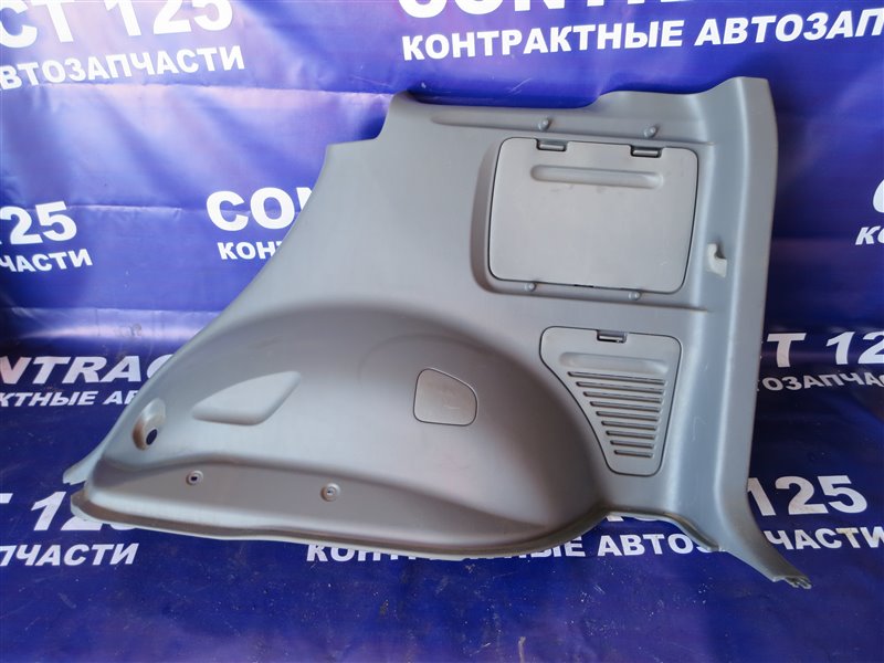 Обшивка багажника Toyota Rav4 ZCA26W 1ZZ 2001 правая (б/у)