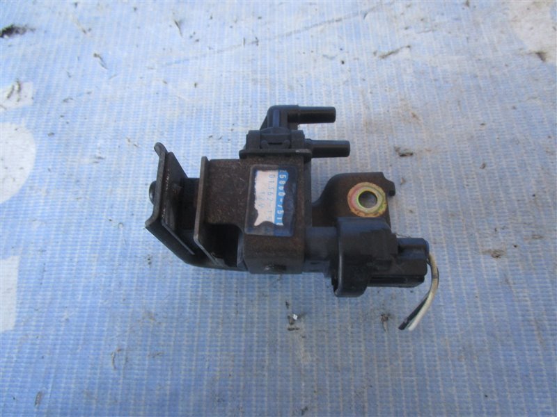 Вакуумный клапан Toyota Hilux Surf RZN185W 3RZFE 1996 (б/у)