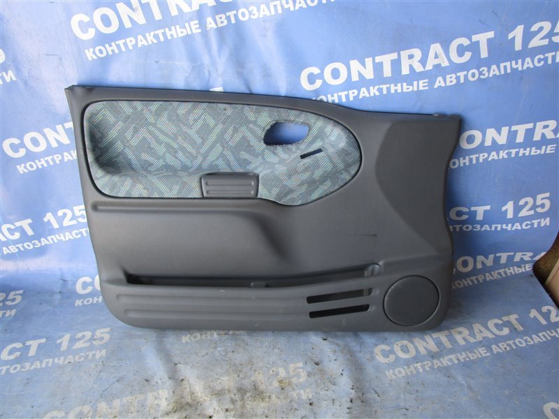 Обшивка дверей Suzuki Escudo TA02W G16A 2000 передняя левая (б/у)