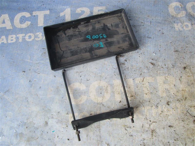 Крепление аккумулятора Suzuki Escudo TA02W G16A 2000 (б/у)
