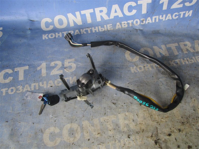 Замок зажигания Suzuki Escudo TA02W G16A 2000 (б/у)