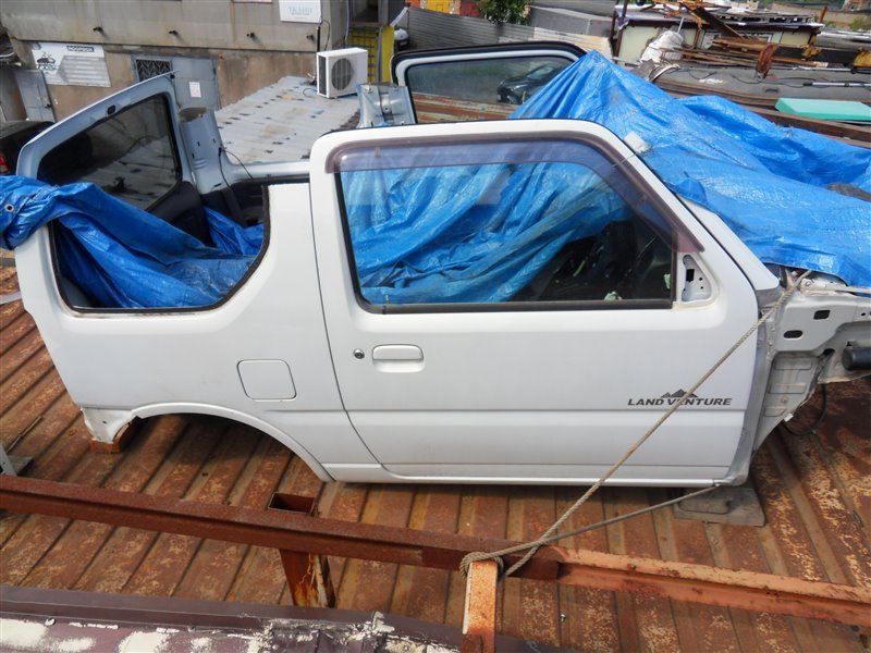 Крыло SUZUKI JIMNY JB23W K6A 2005 заднее правое (б/у)