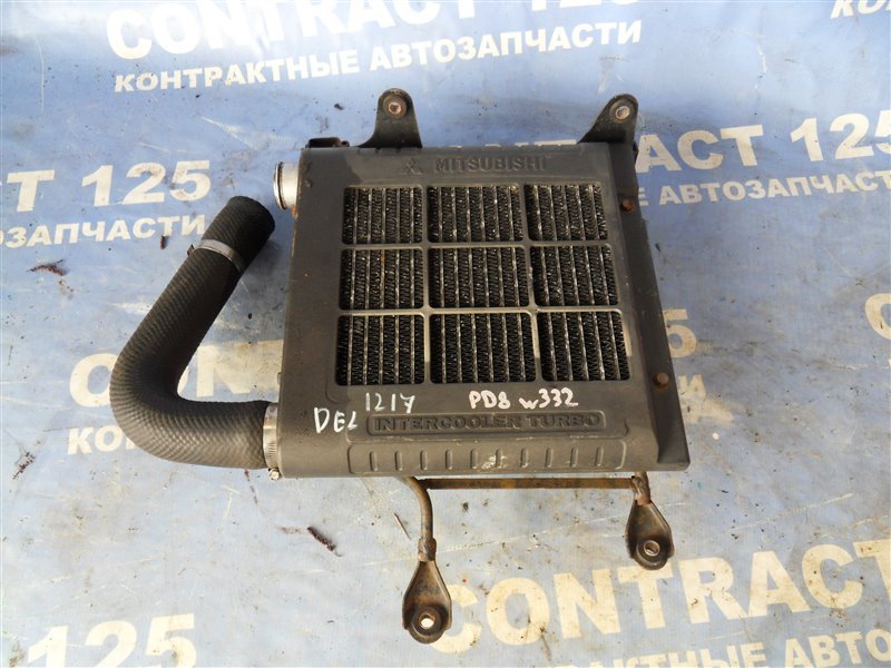 Интеркулер MITSUBISHI Delica PD8W 4M40 2000 (б/у)