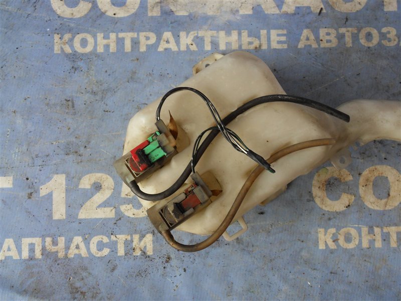 Бачок стеклоомывателя HONDA CRV RD1 B20B 1996 (б/у)