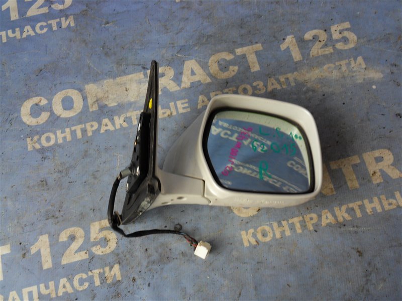 Зеркало TOYOTA Land Cruiser UZJ100 2UZFE 2001 правое (б/у)