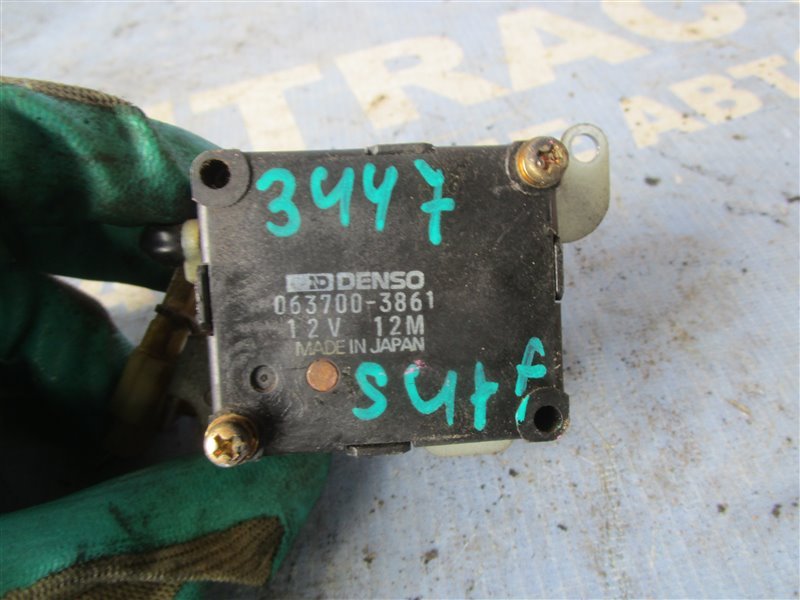 Сервопривод заслонки печки TOYOTA HILUX SURF LN130W 2L-TE 1993 (б/у)