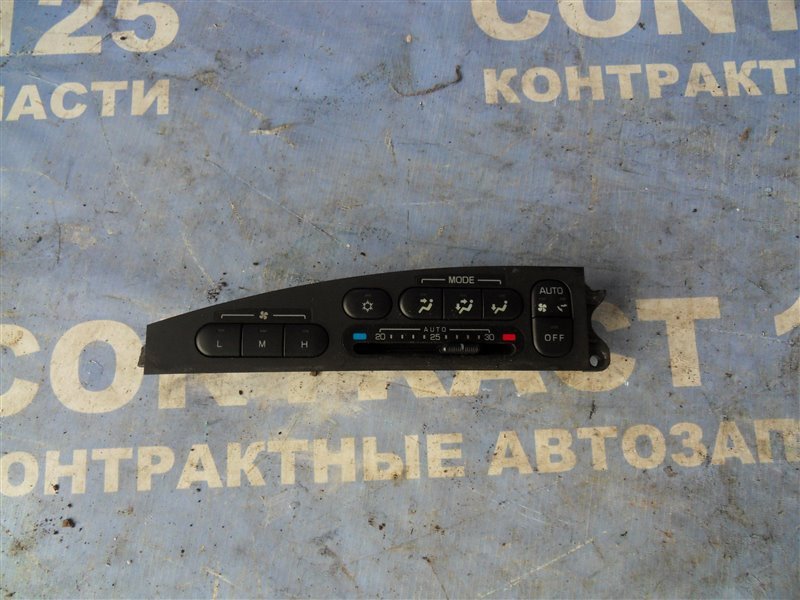 Блок управления климат-контролем MITSUBISHI Delica PD6W 6G72 2004 (б/у)