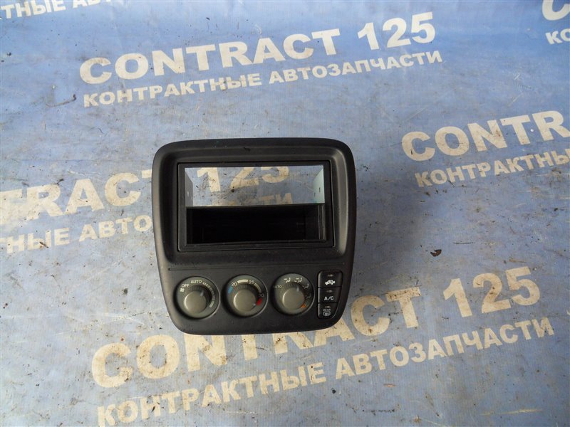 Рамка магнитофона HONDA CRV RD1 B20B 1996 (б/у)