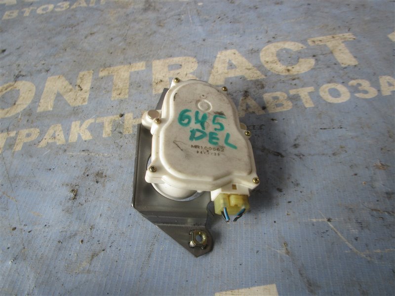 Замок 5-й двери MITSUBISHI Delica PD6W 6G72 2004 (б/у)