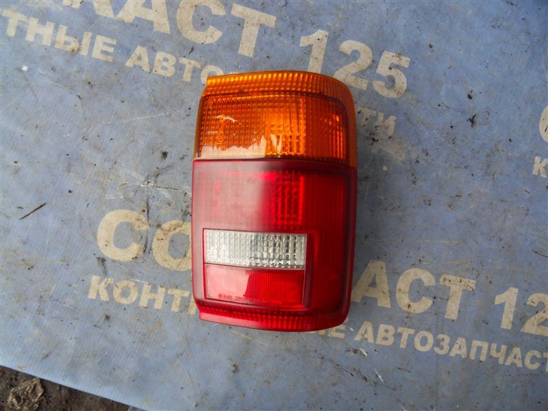 Стоп-сигнал TOYOTA HILUX SURF LN130W 2L-TE 1993 правый (б/у)