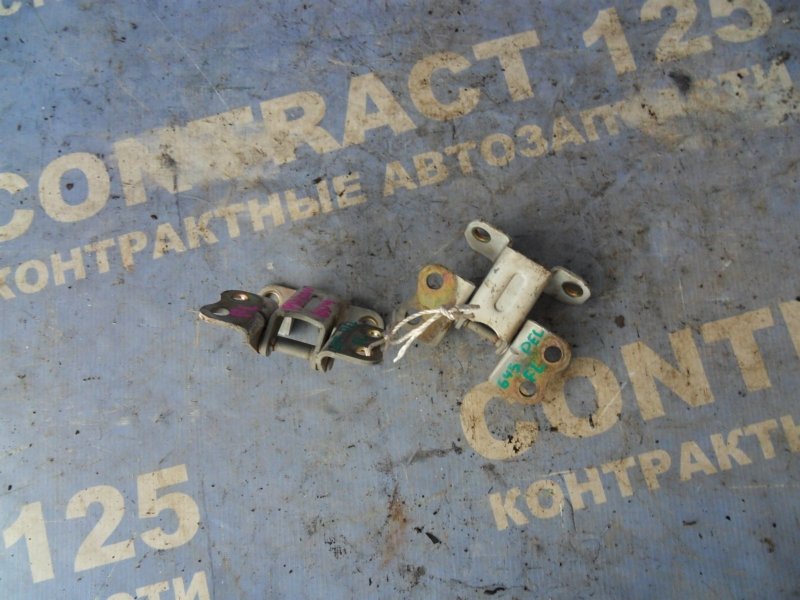 Петля дверная MITSUBISHI Delica PD6W 6G72 2004 передняя левая (б/у)