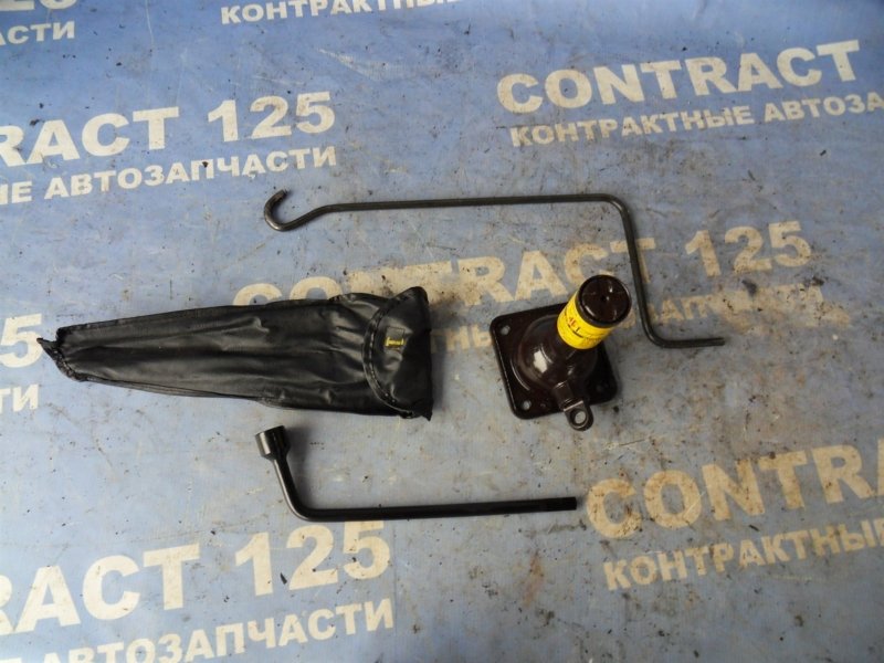 Поддомкратник TOYOTA HILUX SURF RZN180W 3RZFE 2001 (б/у)