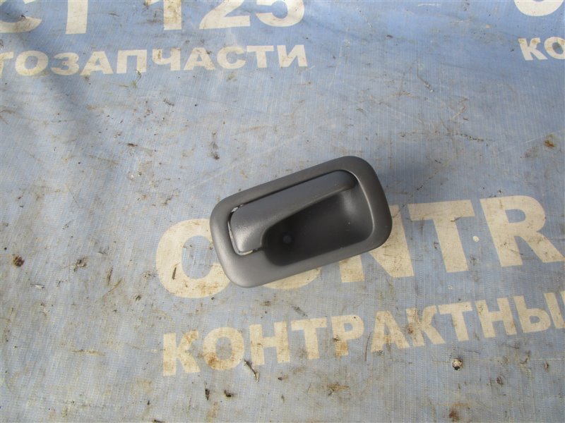 Ручка двери внутренняя HONDA CRV RD1 B20B 1996 передняя правая (б/у)