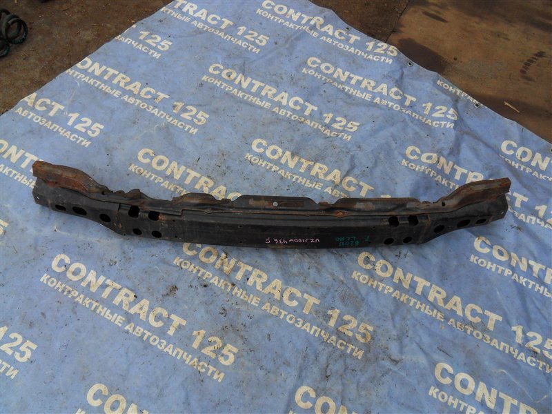 Жесткость бампера TOYOTA Land Cruiser UZJ100 2UZFE 2001 передний (б/у)
