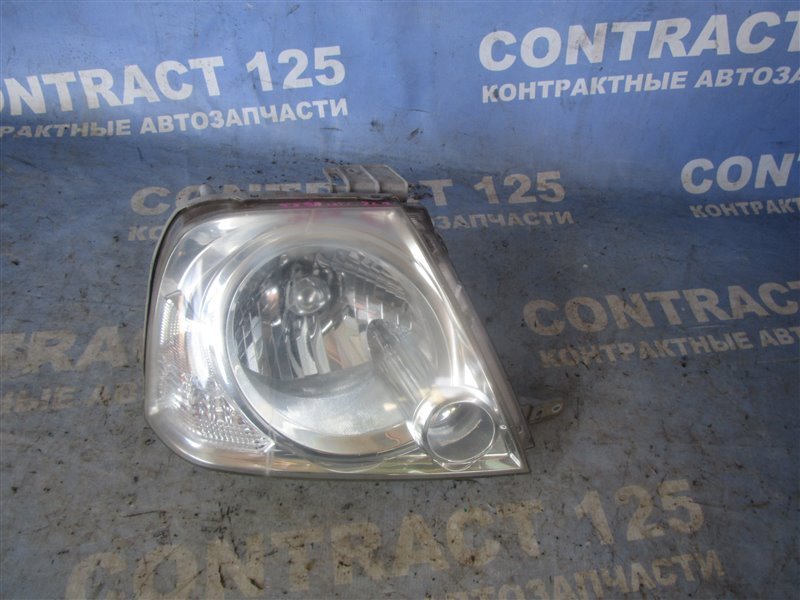 Фара SUZUKI Grand Escudo TX92W H27A 2005 правая (б/у)