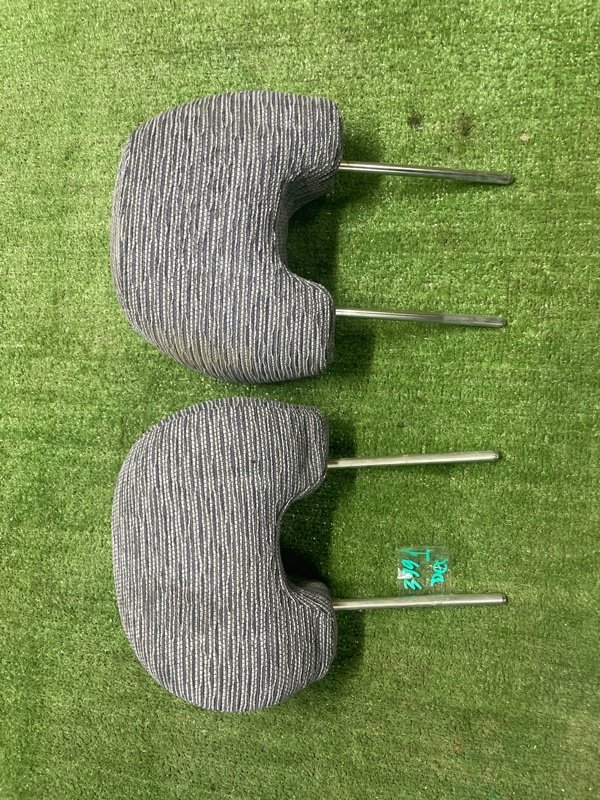 Подголовник MITSUBISHI Delica PD6W 6G72 2004 (б/у)