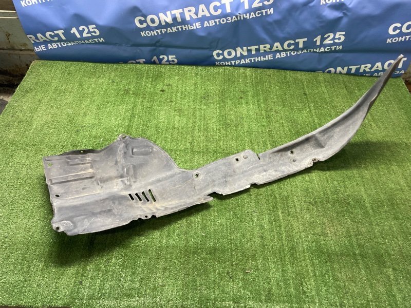 Подкрылок MITSUBISHI Delica PE8W 4M40 2000 передний правый (б/у)