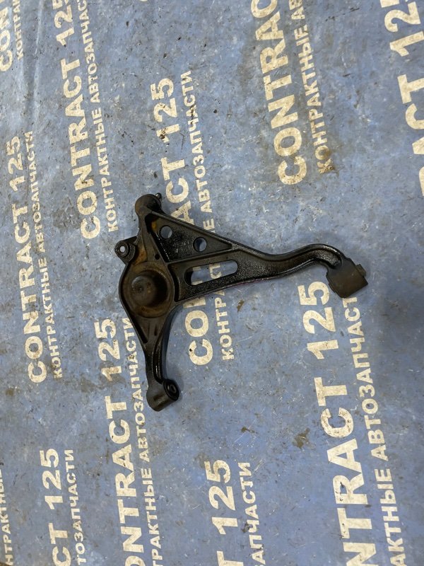 Рычаг SUZUKI ESCUDO TL52W J20A 2002 передний левый (б/у)