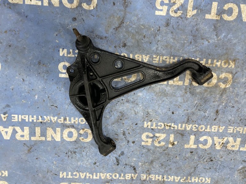 Рычаг SUZUKI ESCUDO TD62W H25A 2002 передний правый (б/у)