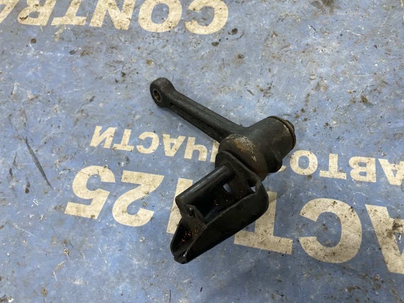 Маятник рулевого редуктора SUZUKI ESCUDO TD11W H20A 1996 (б/у)