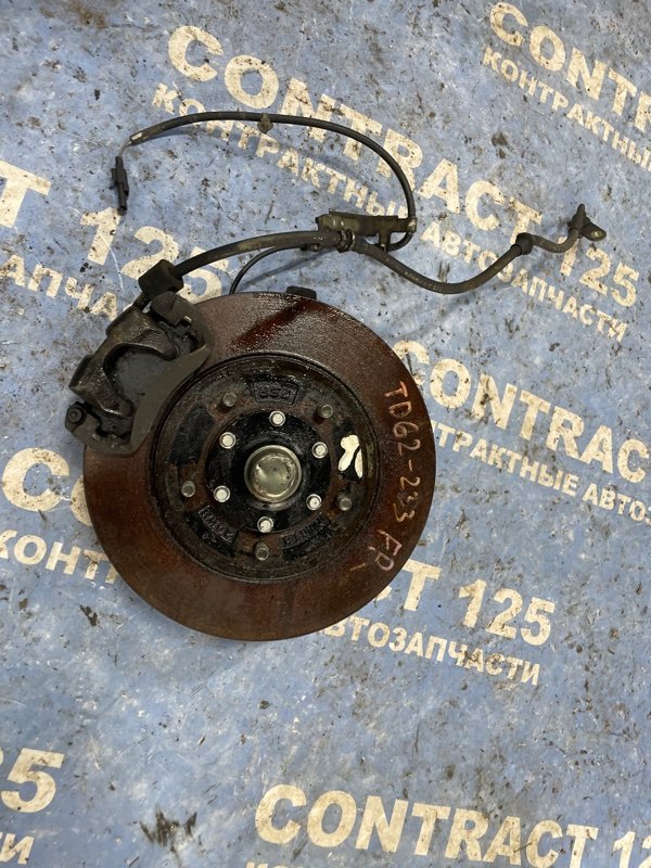 Ступица SUZUKI ESCUDO TD62W H25A 2002 передняя правая (б/у)