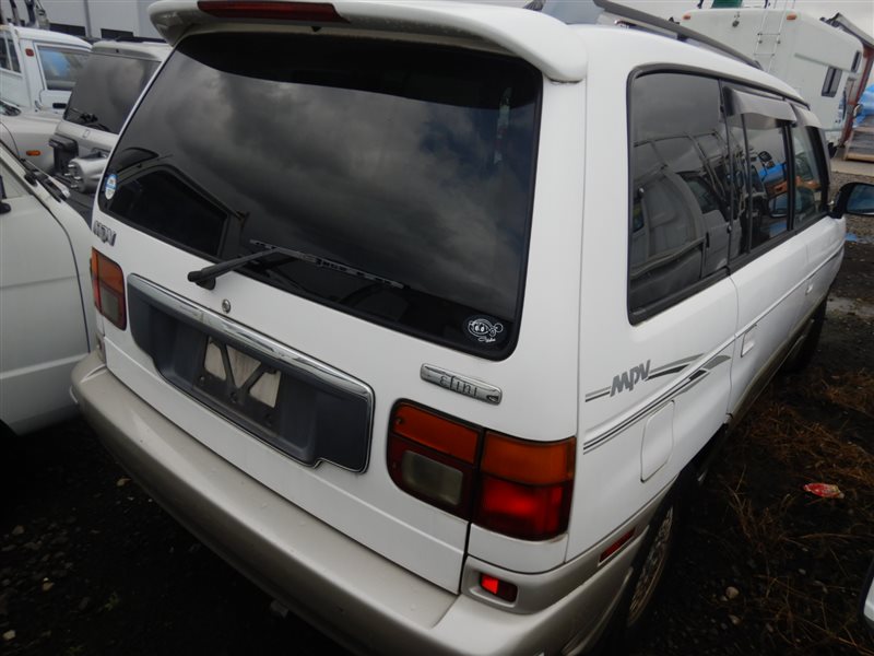 Автомобиль MAZDA MPV LVLW WL-T 1997 года в разбор