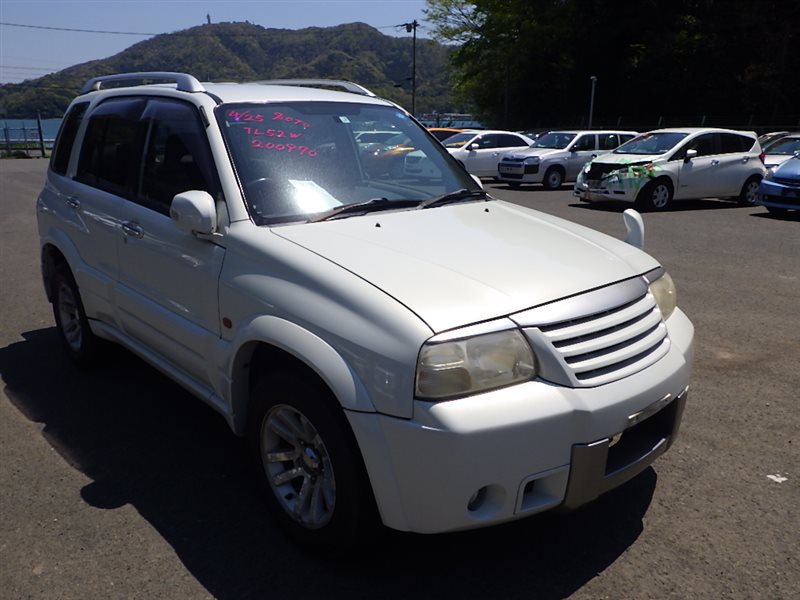 Автомобиль SUZUKI ESCUDO TL52W J20A 2003 года в разбор