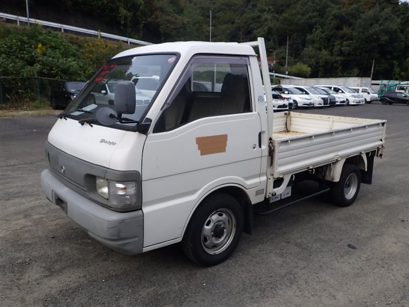 Автомобиль MAZDA BONGO SE28T R2 1996 года в разбор