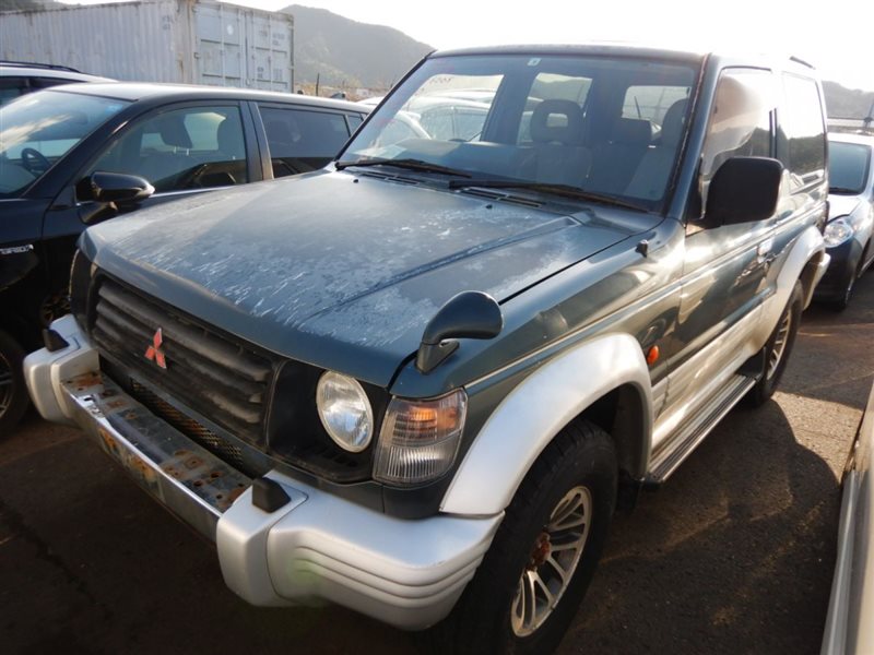 Автомобиль MITSUBISHI PAJERO V24 4D56 1994 года в разбор