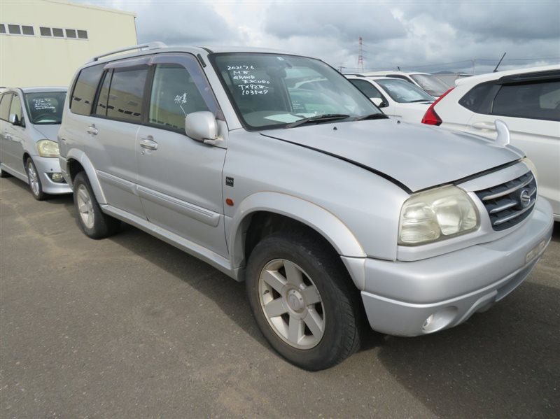 Автомобиль SUZUKI ESCUDO TX92W H27A 2002 года в разбор