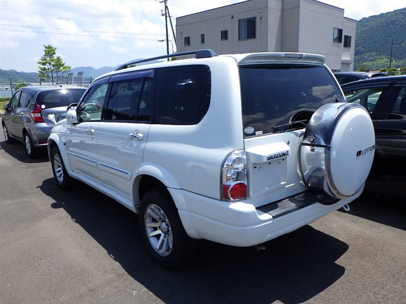 Автомобиль SUZUKI ESCUDO TX92W H27A 2004 года в разбор