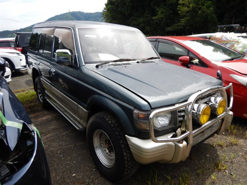 Автомобиль MITSUBISHI PAJERO V44W 4D56 1993 года в разбор