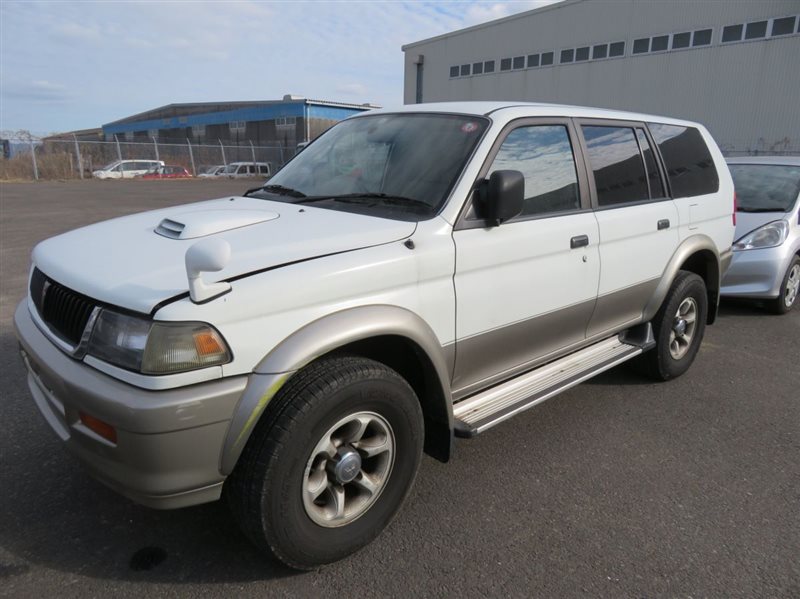 Автомобиль MITSUBISHI Challenger K97WG 4M40T 1996 года в разбор