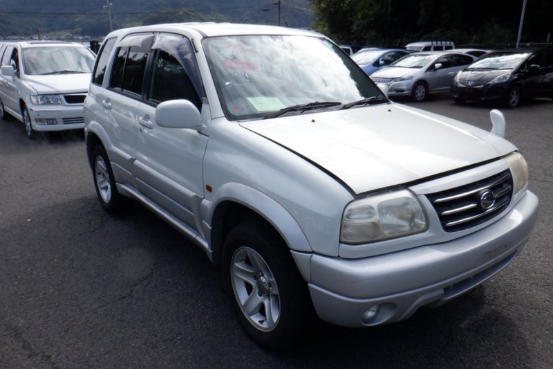 Автомобиль SUZUKI ESCUDO TD62W H25A 2001 года в разбор