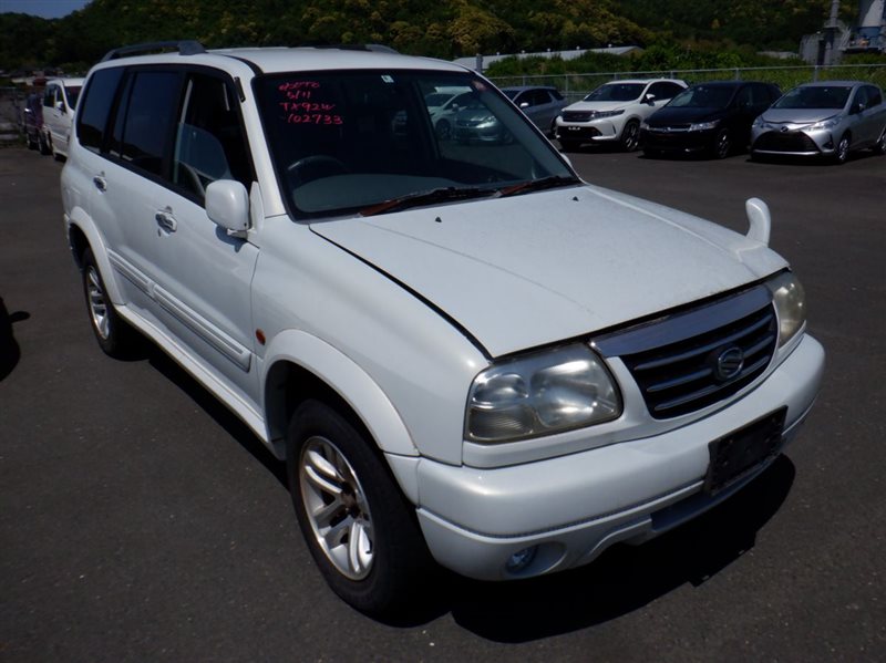 Автомобиль SUZUKI Grand Escudo TX92W H27A 2001 года в разбор