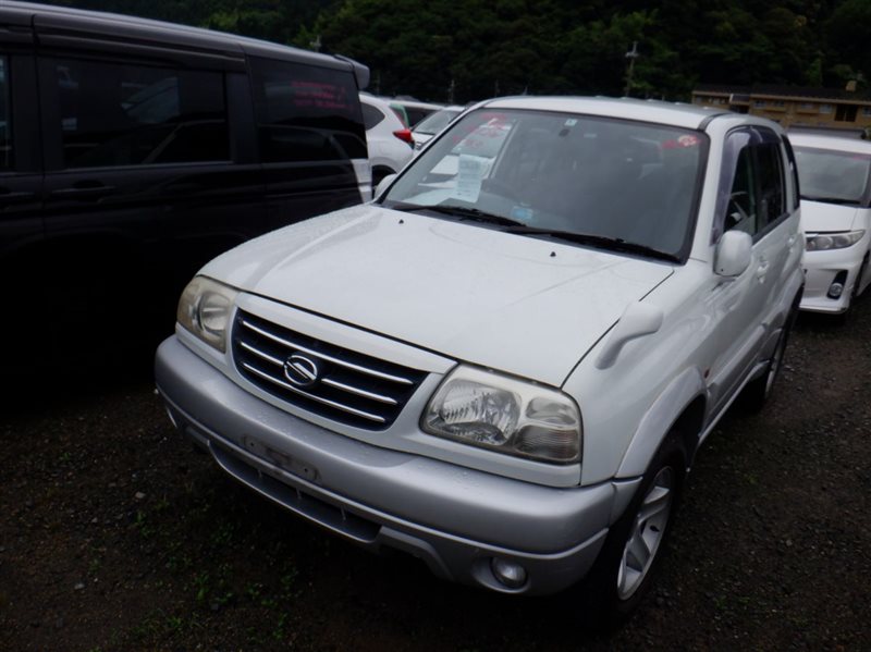 Автомобиль SUZUKI ESCUDO TD62W H25A 2002 года в разбор