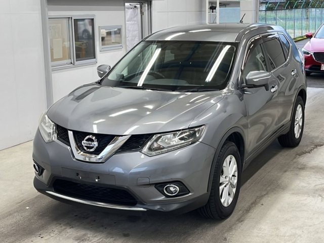 Автомобиль NISSAN X-Trail NT32 MR20DD 2014 года в разбор