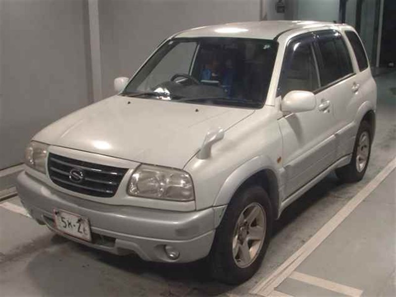 Автомобиль SUZUKI ESCUDO TL52W J20A 2003 года в разбор